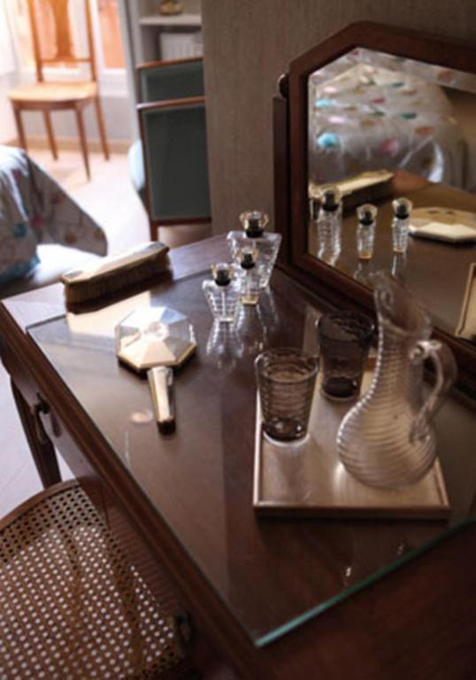 Chambres D'Hotes La Closerie Des Trois Marottes Melun Room photo