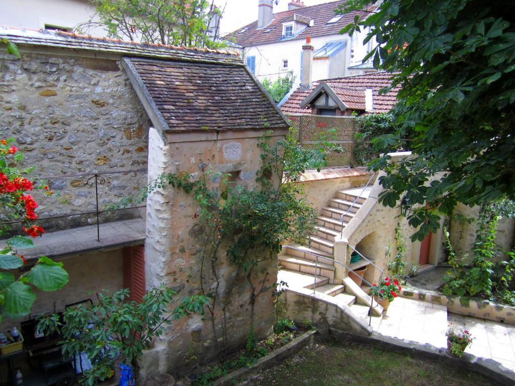 Chambres D'Hotes La Closerie Des Trois Marottes Melun Room photo